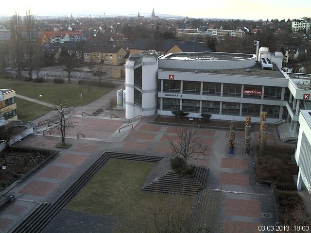 Foto der Webcam: Verwaltungsgeb&auml;ude, Innenhof mit Audimax, H&ouml;rsaal-Geb&auml;ude 1
