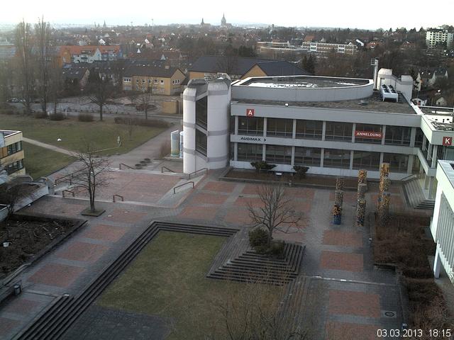 Foto der Webcam: Verwaltungsgeb&auml;ude, Innenhof mit Audimax, H&ouml;rsaal-Geb&auml;ude 1