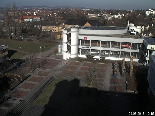 Foto der Webcam: Verwaltungsgeb&auml;ude, Innenhof mit Audimax, H&ouml;rsaal-Geb&auml;ude 1