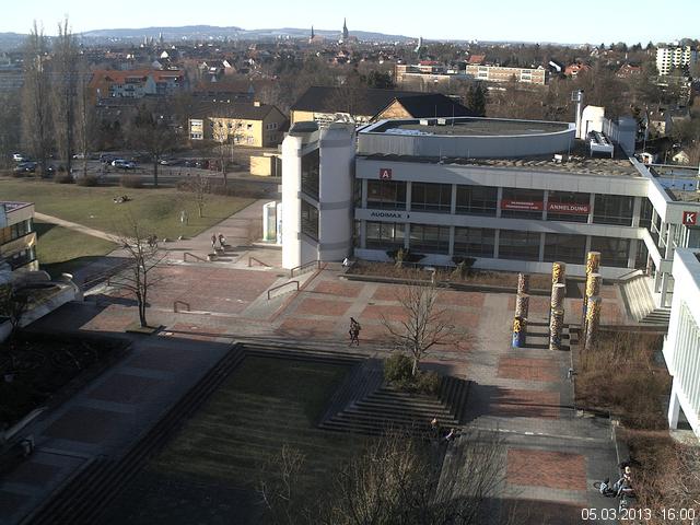 Foto der Webcam: Verwaltungsgeb&auml;ude, Innenhof mit Audimax, H&ouml;rsaal-Geb&auml;ude 1