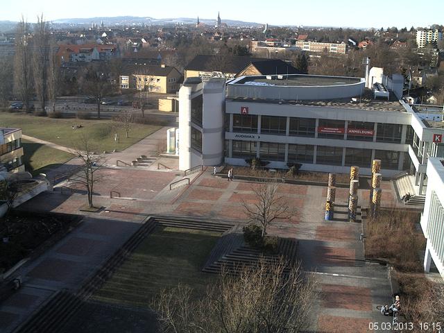 Foto der Webcam: Verwaltungsgeb&auml;ude, Innenhof mit Audimax, H&ouml;rsaal-Geb&auml;ude 1