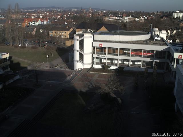 Foto der Webcam: Verwaltungsgeb&auml;ude, Innenhof mit Audimax, H&ouml;rsaal-Geb&auml;ude 1