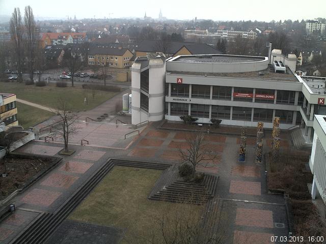 Foto der Webcam: Verwaltungsgeb&auml;ude, Innenhof mit Audimax, H&ouml;rsaal-Geb&auml;ude 1