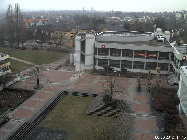 Foto der Webcam: Verwaltungsgeb&auml;ude, Innenhof mit Audimax, H&ouml;rsaal-Geb&auml;ude 1