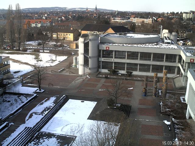 Foto der Webcam: Verwaltungsgeb&auml;ude, Innenhof mit Audimax, H&ouml;rsaal-Geb&auml;ude 1