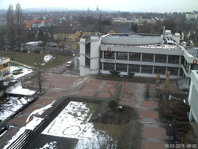 Foto der Webcam: Verwaltungsgeb&auml;ude, Innenhof mit Audimax, H&ouml;rsaal-Geb&auml;ude 1