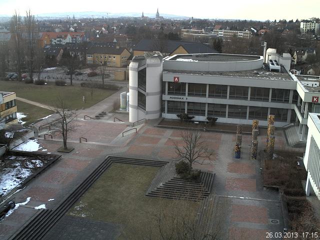 Foto der Webcam: Verwaltungsgeb&auml;ude, Innenhof mit Audimax, H&ouml;rsaal-Geb&auml;ude 1