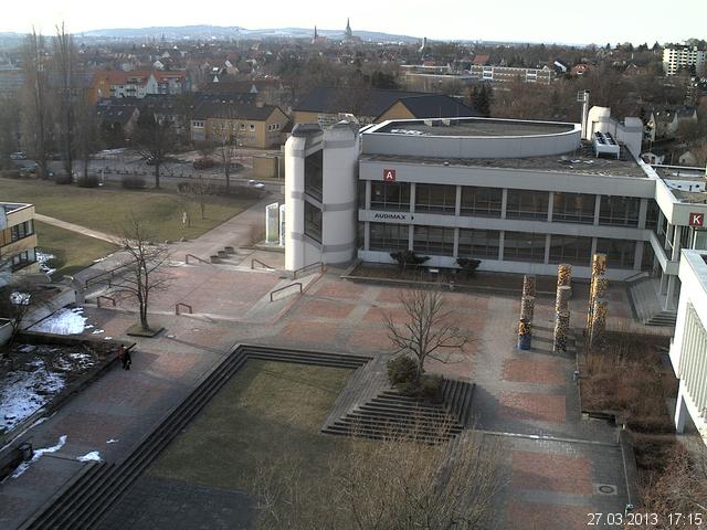 Foto der Webcam: Verwaltungsgeb&auml;ude, Innenhof mit Audimax, H&ouml;rsaal-Geb&auml;ude 1