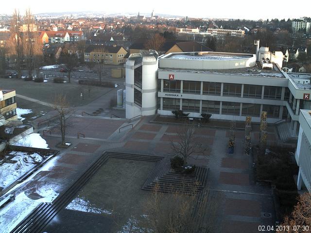 Foto der Webcam: Verwaltungsgeb&auml;ude, Innenhof mit Audimax, H&ouml;rsaal-Geb&auml;ude 1