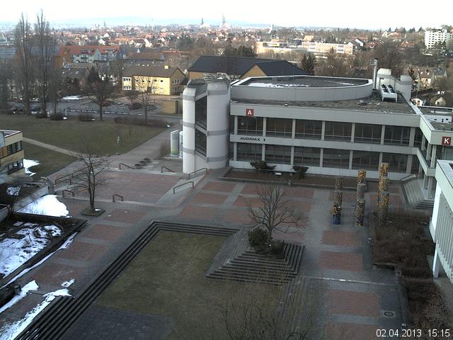 Foto der Webcam: Verwaltungsgeb&auml;ude, Innenhof mit Audimax, H&ouml;rsaal-Geb&auml;ude 1