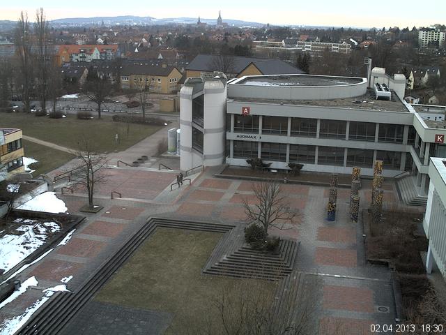 Foto der Webcam: Verwaltungsgeb&auml;ude, Innenhof mit Audimax, H&ouml;rsaal-Geb&auml;ude 1