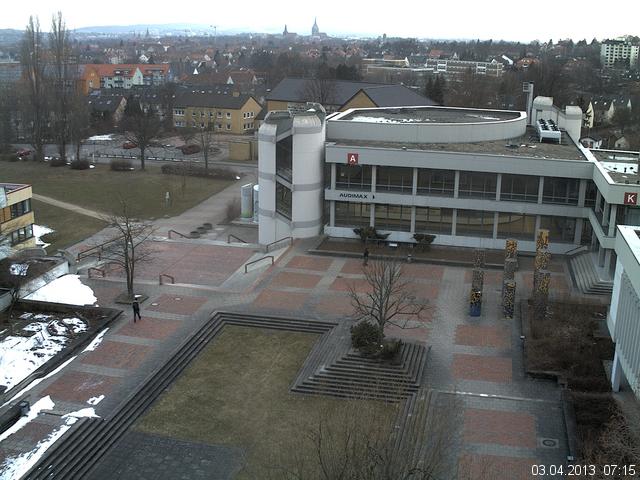 Foto der Webcam: Verwaltungsgeb&auml;ude, Innenhof mit Audimax, H&ouml;rsaal-Geb&auml;ude 1
