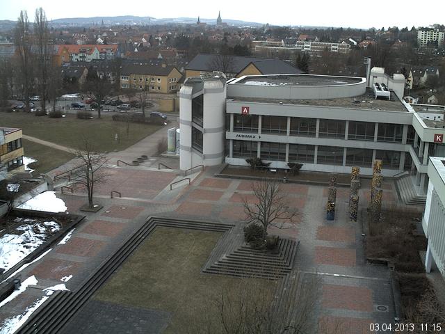 Foto der Webcam: Verwaltungsgeb&auml;ude, Innenhof mit Audimax, H&ouml;rsaal-Geb&auml;ude 1