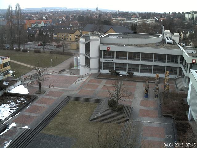 Foto der Webcam: Verwaltungsgeb&auml;ude, Innenhof mit Audimax, H&ouml;rsaal-Geb&auml;ude 1