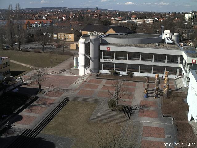 Foto der Webcam: Verwaltungsgeb&auml;ude, Innenhof mit Audimax, H&ouml;rsaal-Geb&auml;ude 1
