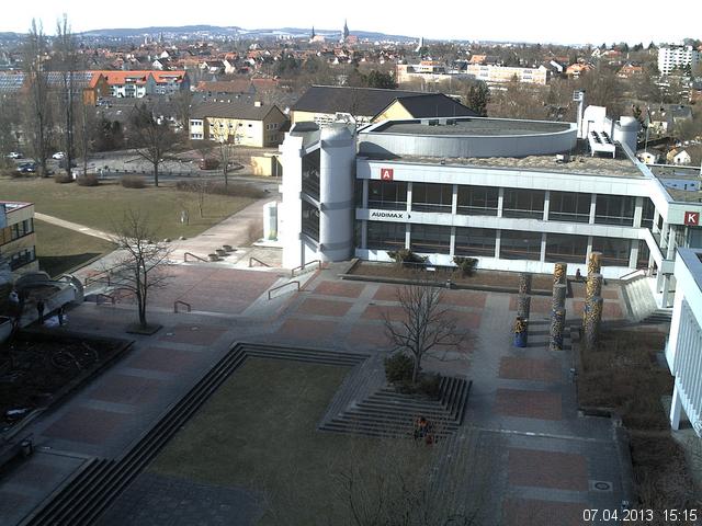 Foto der Webcam: Verwaltungsgeb&auml;ude, Innenhof mit Audimax, H&ouml;rsaal-Geb&auml;ude 1
