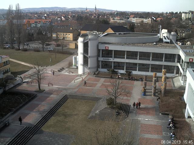 Foto der Webcam: Verwaltungsgeb&auml;ude, Innenhof mit Audimax, H&ouml;rsaal-Geb&auml;ude 1
