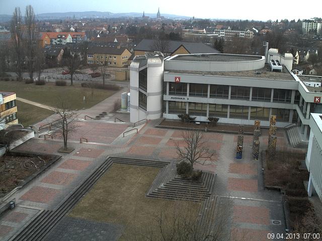 Foto der Webcam: Verwaltungsgeb&auml;ude, Innenhof mit Audimax, H&ouml;rsaal-Geb&auml;ude 1