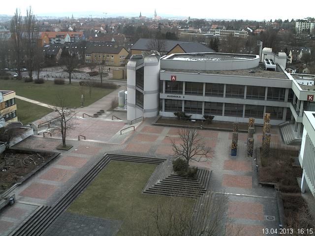 Foto der Webcam: Verwaltungsgeb&auml;ude, Innenhof mit Audimax, H&ouml;rsaal-Geb&auml;ude 1