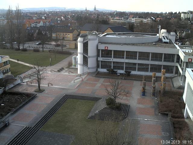 Foto der Webcam: Verwaltungsgeb&auml;ude, Innenhof mit Audimax, H&ouml;rsaal-Geb&auml;ude 1