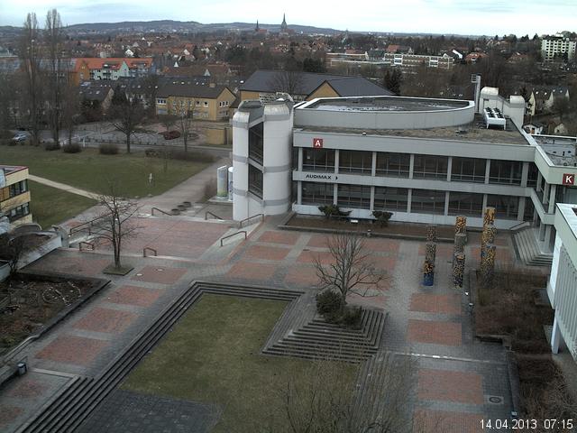 Foto der Webcam: Verwaltungsgeb&auml;ude, Innenhof mit Audimax, H&ouml;rsaal-Geb&auml;ude 1