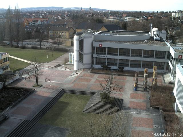 Foto der Webcam: Verwaltungsgeb&auml;ude, Innenhof mit Audimax, H&ouml;rsaal-Geb&auml;ude 1