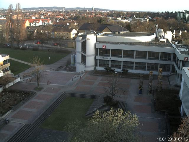 Foto der Webcam: Verwaltungsgeb&auml;ude, Innenhof mit Audimax, H&ouml;rsaal-Geb&auml;ude 1