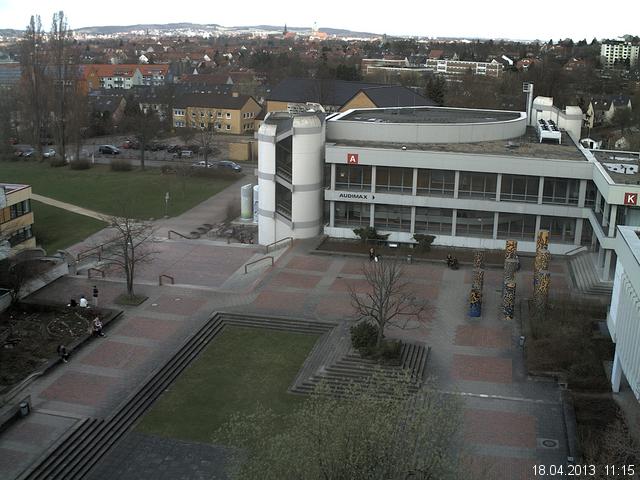 Foto der Webcam: Verwaltungsgeb&auml;ude, Innenhof mit Audimax, H&ouml;rsaal-Geb&auml;ude 1