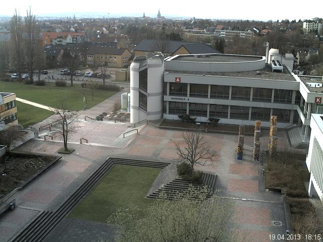 Foto der Webcam: Verwaltungsgeb&auml;ude, Innenhof mit Audimax, H&ouml;rsaal-Geb&auml;ude 1