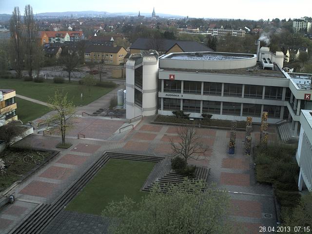 Foto der Webcam: Verwaltungsgeb&auml;ude, Innenhof mit Audimax, H&ouml;rsaal-Geb&auml;ude 1