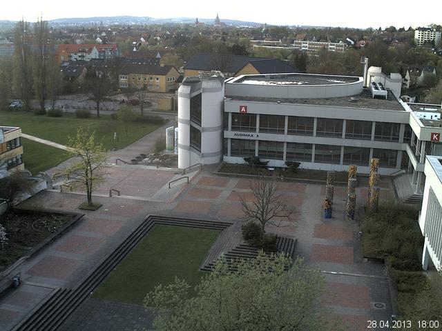 Foto der Webcam: Verwaltungsgeb&auml;ude, Innenhof mit Audimax, H&ouml;rsaal-Geb&auml;ude 1