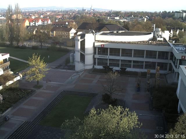 Foto der Webcam: Verwaltungsgeb&auml;ude, Innenhof mit Audimax, H&ouml;rsaal-Geb&auml;ude 1