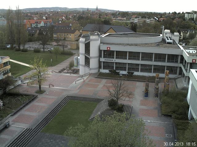 Foto der Webcam: Verwaltungsgeb&auml;ude, Innenhof mit Audimax, H&ouml;rsaal-Geb&auml;ude 1