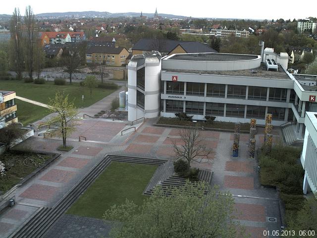 Foto der Webcam: Verwaltungsgeb&auml;ude, Innenhof mit Audimax, H&ouml;rsaal-Geb&auml;ude 1