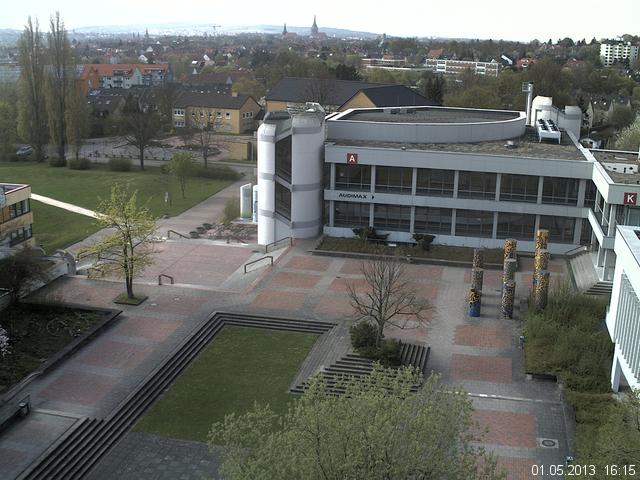 Foto der Webcam: Verwaltungsgeb&auml;ude, Innenhof mit Audimax, H&ouml;rsaal-Geb&auml;ude 1