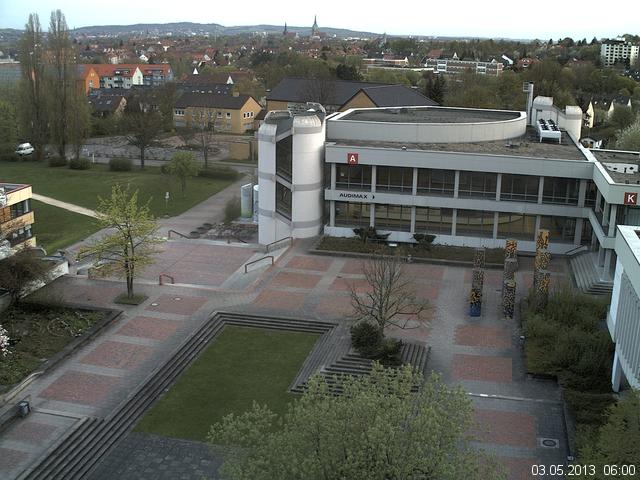 Foto der Webcam: Verwaltungsgeb&auml;ude, Innenhof mit Audimax, H&ouml;rsaal-Geb&auml;ude 1