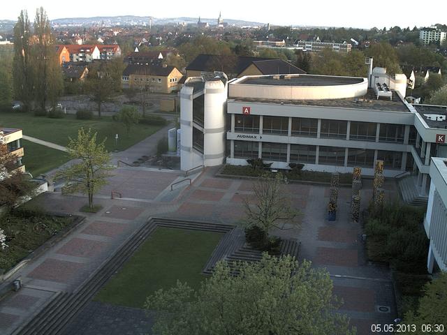 Foto der Webcam: Verwaltungsgeb&auml;ude, Innenhof mit Audimax, H&ouml;rsaal-Geb&auml;ude 1