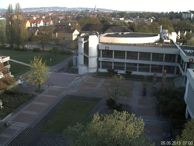 Foto der Webcam: Verwaltungsgeb&auml;ude, Innenhof mit Audimax, H&ouml;rsaal-Geb&auml;ude 1