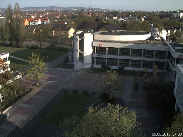Foto der Webcam: Verwaltungsgeb&auml;ude, Innenhof mit Audimax, H&ouml;rsaal-Geb&auml;ude 1