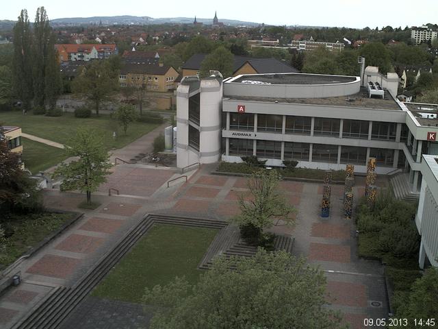 Foto der Webcam: Verwaltungsgeb&auml;ude, Innenhof mit Audimax, H&ouml;rsaal-Geb&auml;ude 1