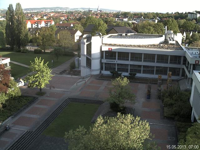 Foto der Webcam: Verwaltungsgeb&auml;ude, Innenhof mit Audimax, H&ouml;rsaal-Geb&auml;ude 1