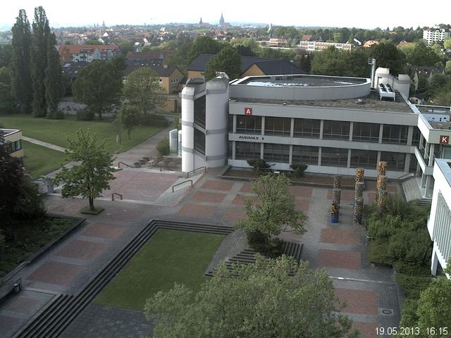 Foto der Webcam: Verwaltungsgeb&auml;ude, Innenhof mit Audimax, H&ouml;rsaal-Geb&auml;ude 1