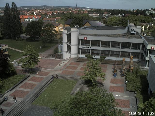 Foto der Webcam: Verwaltungsgeb&auml;ude, Innenhof mit Audimax, H&ouml;rsaal-Geb&auml;ude 1