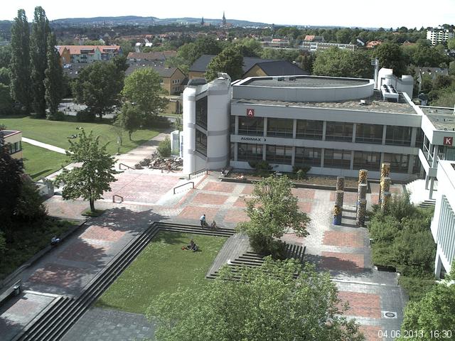 Foto der Webcam: Verwaltungsgeb&auml;ude, Innenhof mit Audimax, H&ouml;rsaal-Geb&auml;ude 1