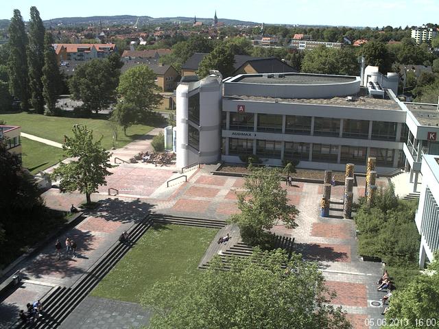 Foto der Webcam: Verwaltungsgeb&auml;ude, Innenhof mit Audimax, H&ouml;rsaal-Geb&auml;ude 1