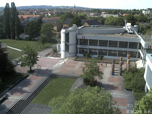 Foto der Webcam: Verwaltungsgeb&auml;ude, Innenhof mit Audimax, H&ouml;rsaal-Geb&auml;ude 1