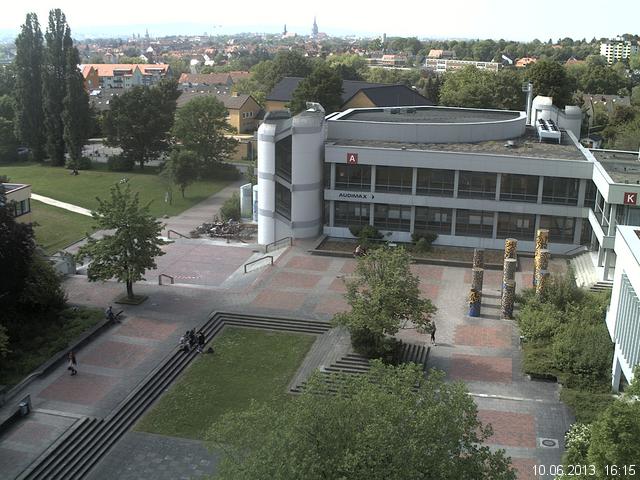 Foto der Webcam: Verwaltungsgeb&auml;ude, Innenhof mit Audimax, H&ouml;rsaal-Geb&auml;ude 1