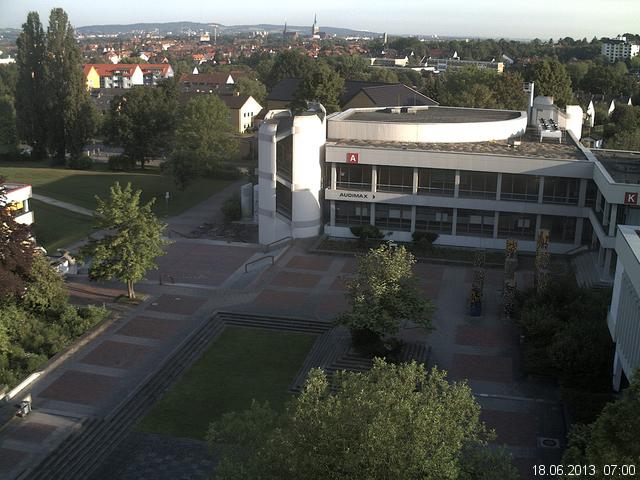 Foto der Webcam: Verwaltungsgeb&auml;ude, Innenhof mit Audimax, H&ouml;rsaal-Geb&auml;ude 1