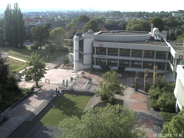 Foto der Webcam: Verwaltungsgeb&auml;ude, Innenhof mit Audimax, H&ouml;rsaal-Geb&auml;ude 1