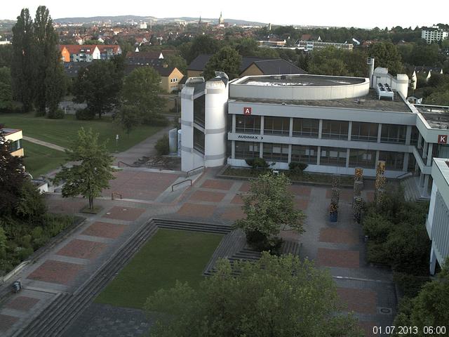 Foto der Webcam: Verwaltungsgeb&auml;ude, Innenhof mit Audimax, H&ouml;rsaal-Geb&auml;ude 1